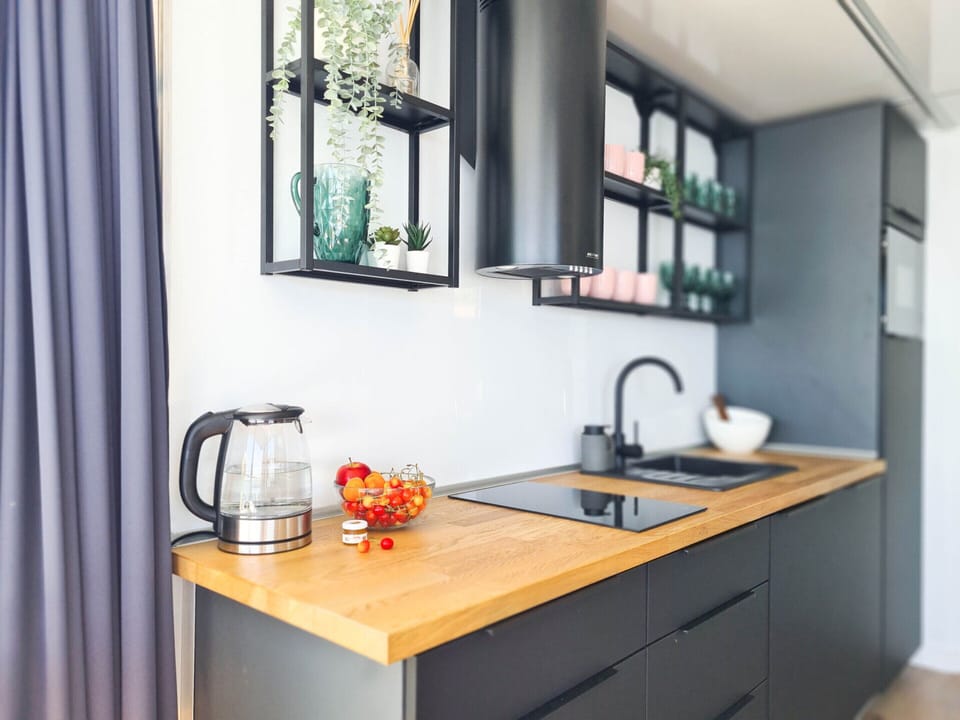 Mobile Home | Private kitchen | Electric kettle