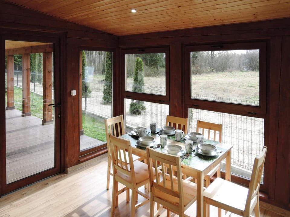 House | Dining