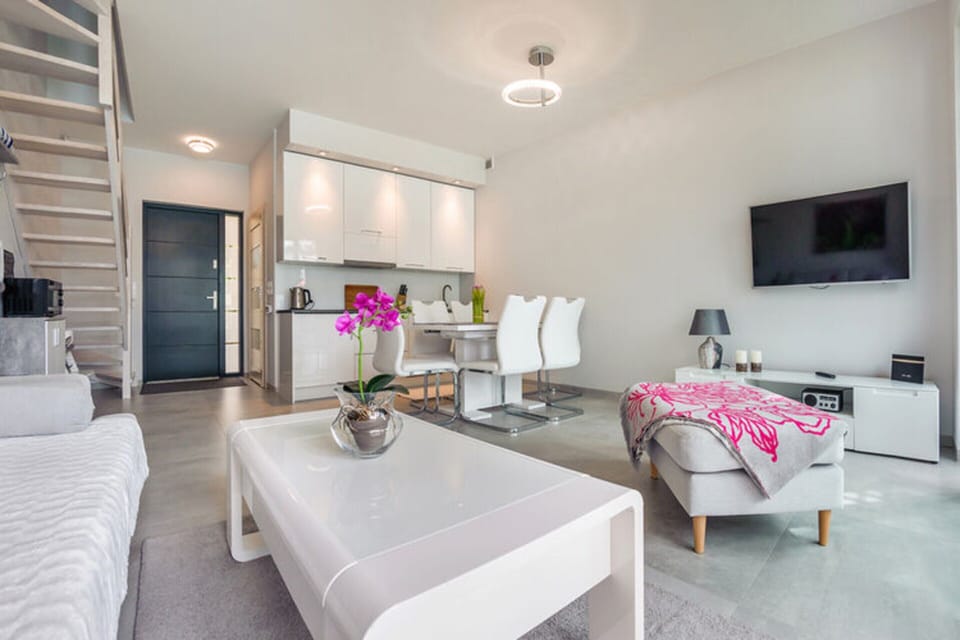 House | 2 bedrooms, iron/ironing board