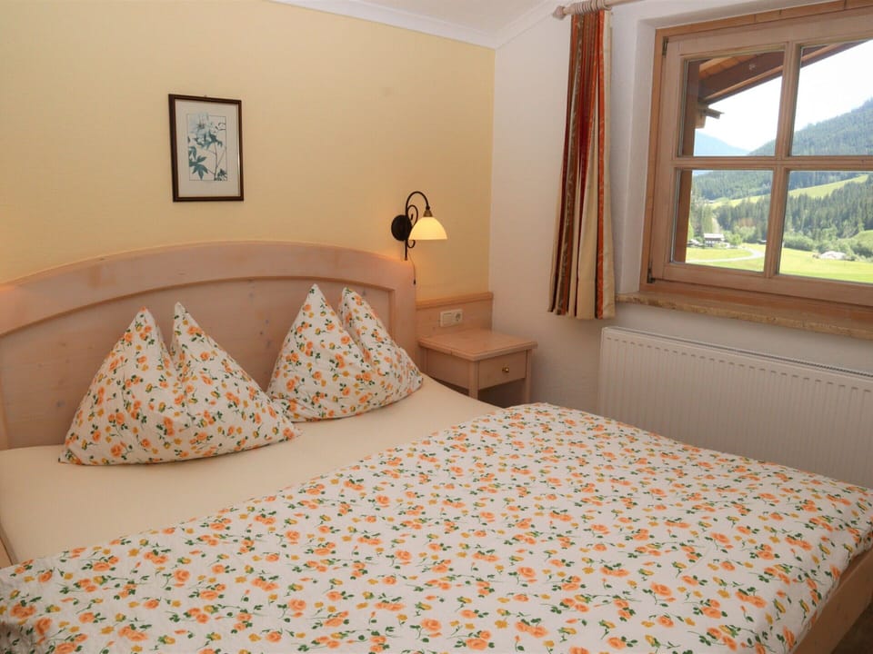 Apartment | 1 bedroom, individually furnished, bed sheets