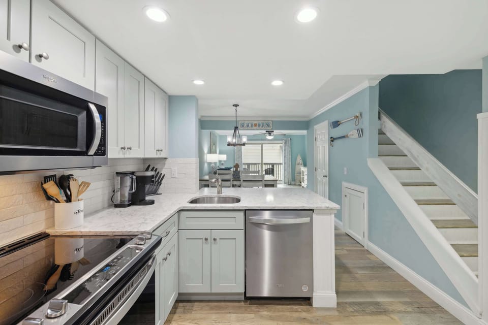 Full Kitchen