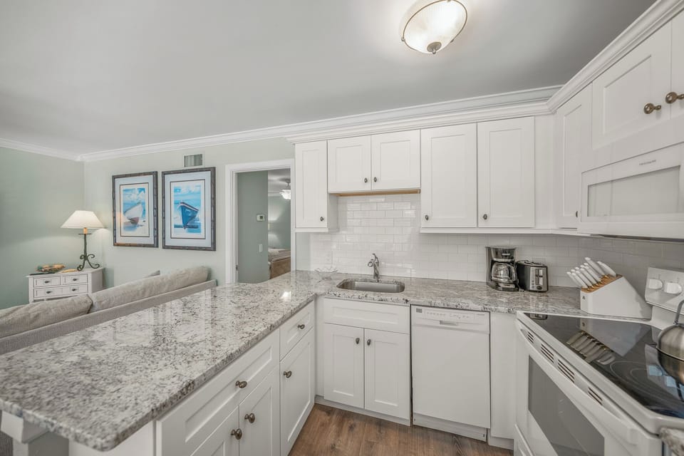 Fully Equipped Modern Kitchen