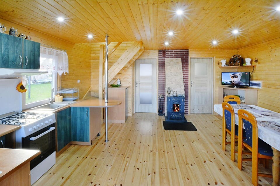 House | Private kitchen | Electric kettle, highchair