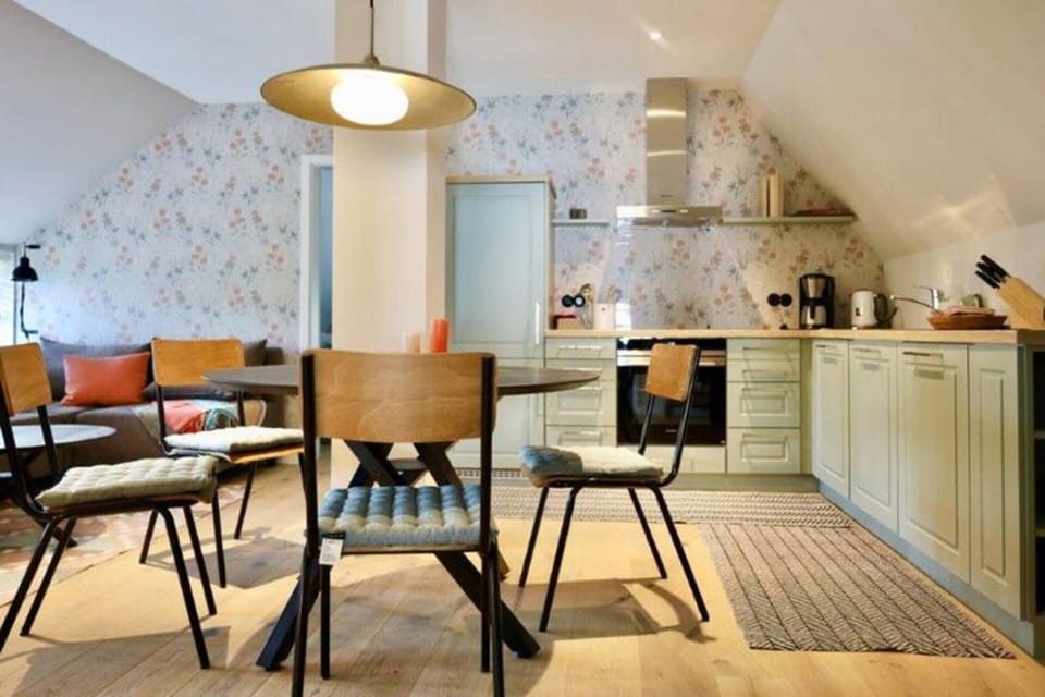Apartment | Dining
