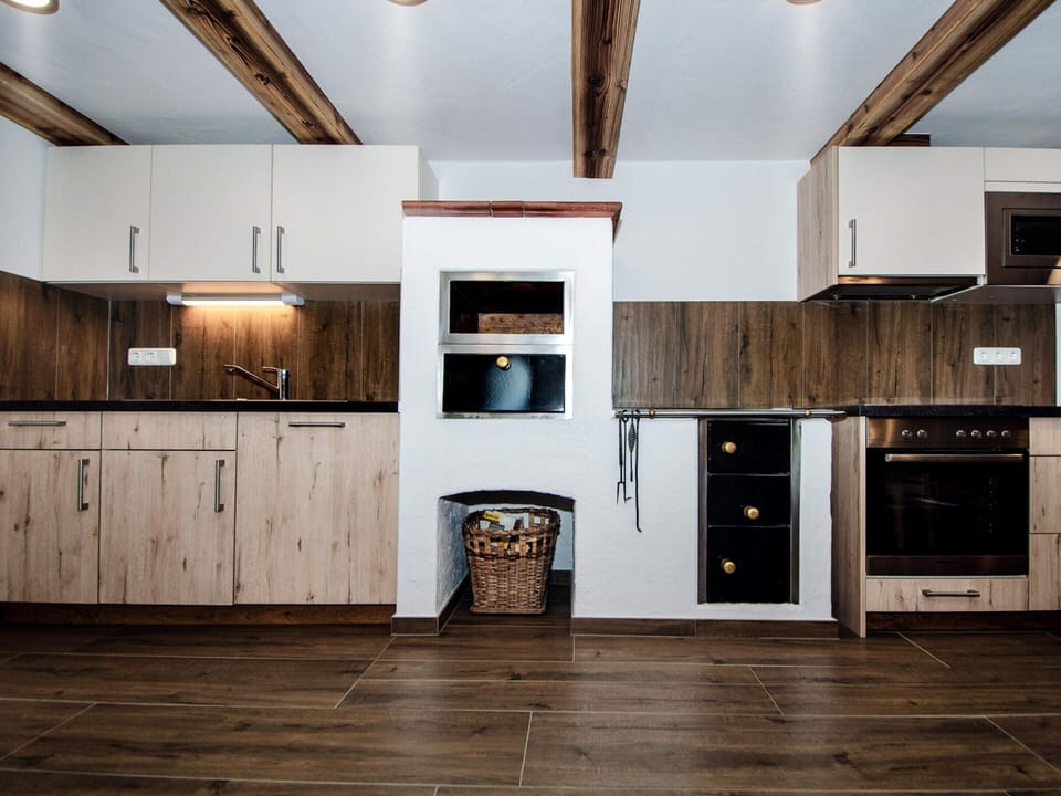 House | Private kitchen | Highchair