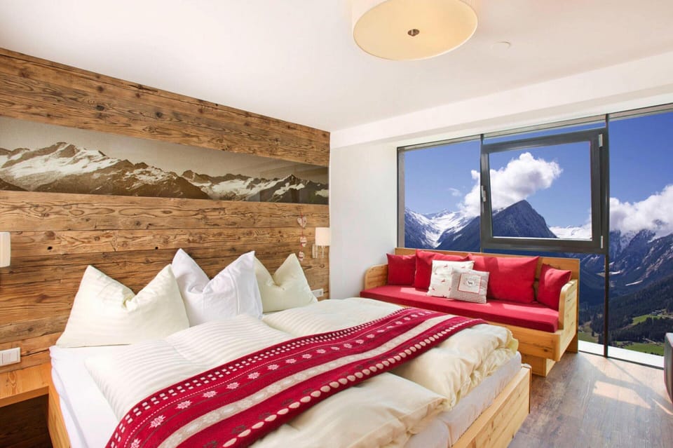 Apartment | 3 bedrooms, individually furnished, bed sheets