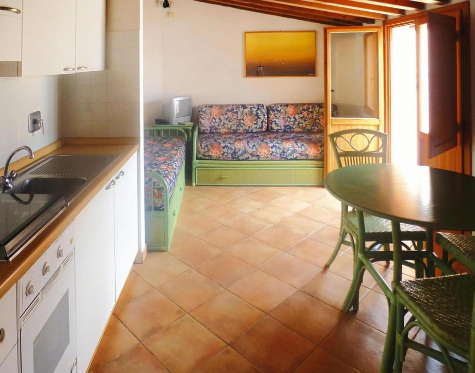 Apartment | Private kitchen | Highchair