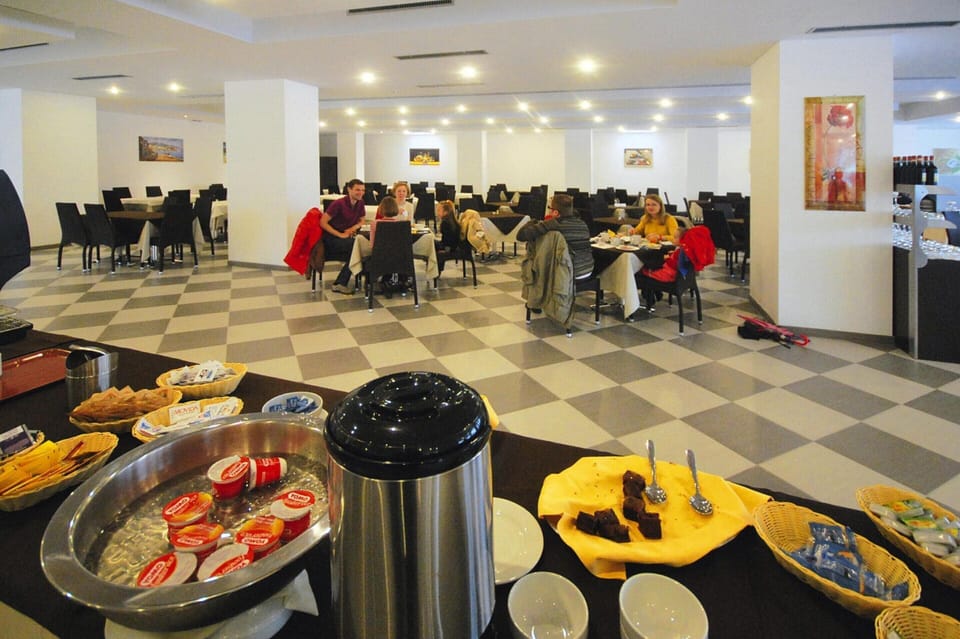 Apartment | Dining