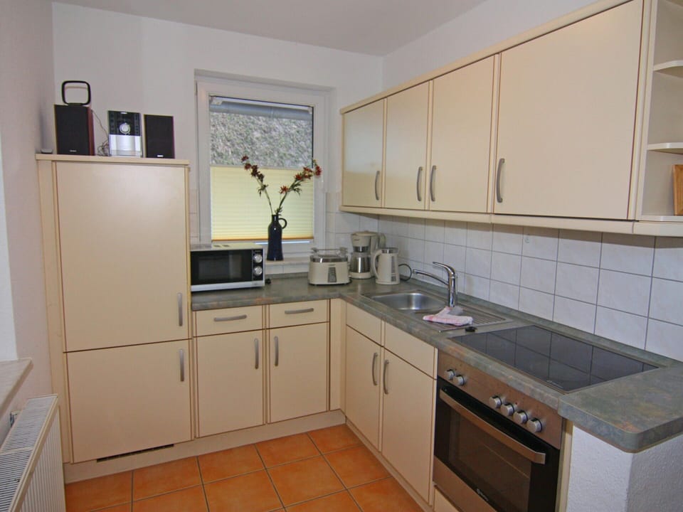 Apartment | Private kitchen | Electric kettle, toaster