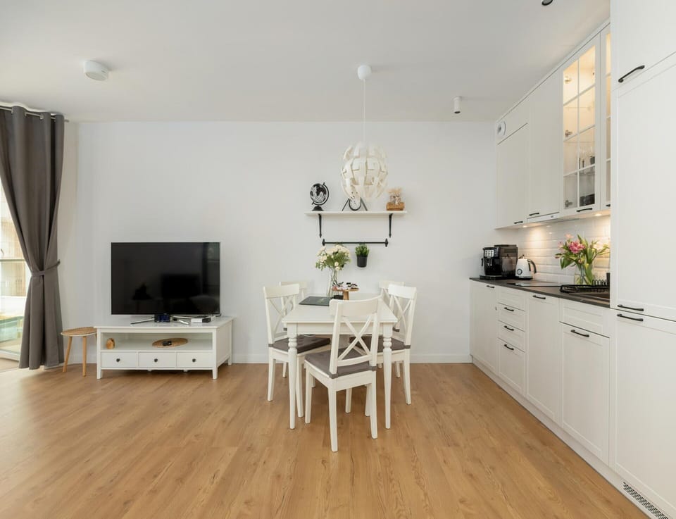 Apartment | Private kitchen | Electric kettle, highchair