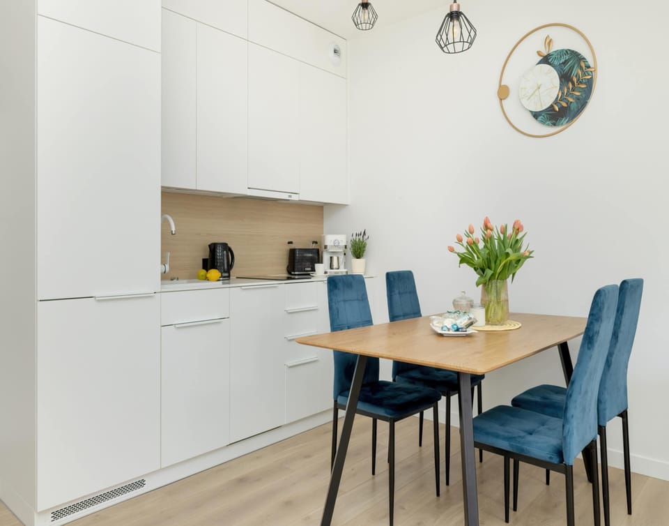 Apartment | Dining
