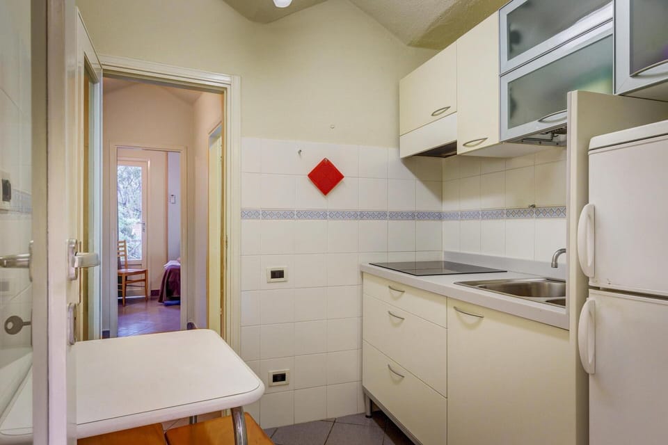 Bungalow | Private kitchen | Highchair