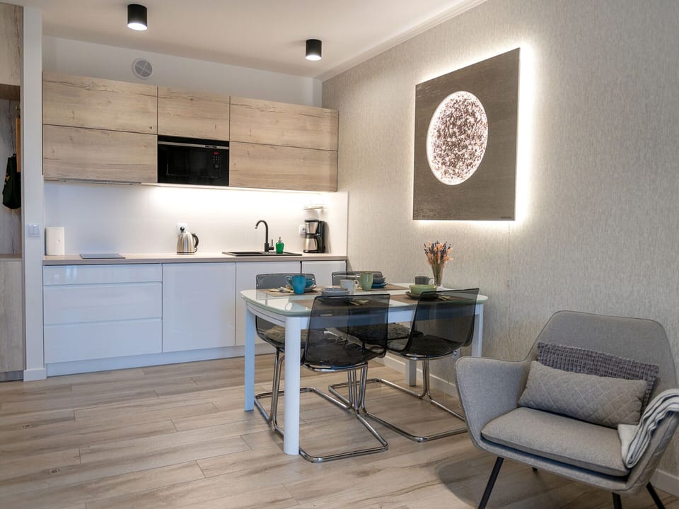 Apartment | Dining
