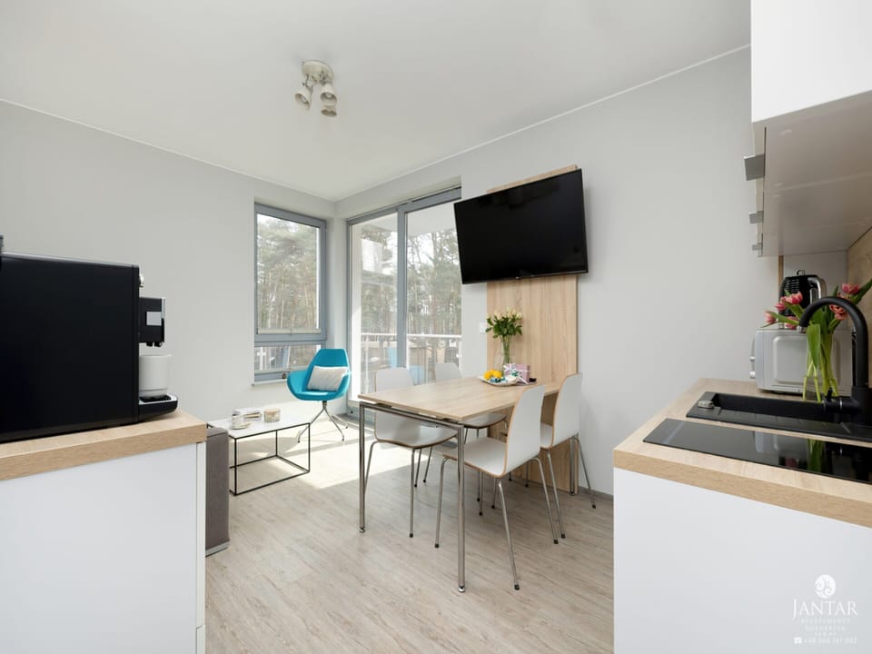 Apartment | Private kitchen | Electric kettle, highchair