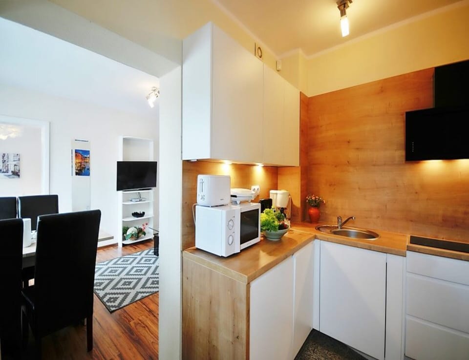 Apartment | Private kitchen | Electric kettle, toaster, highchair