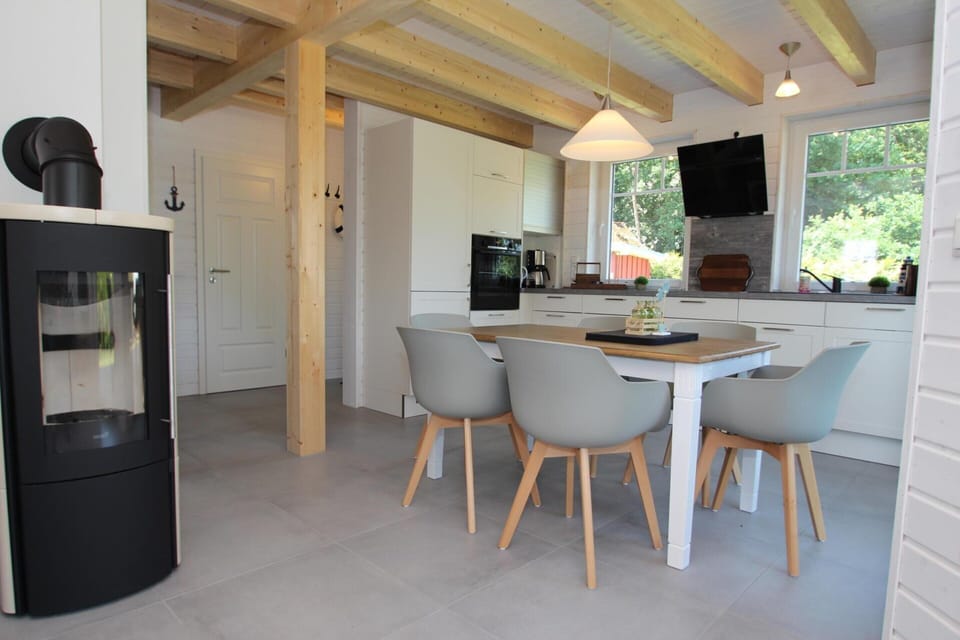 House | Dining