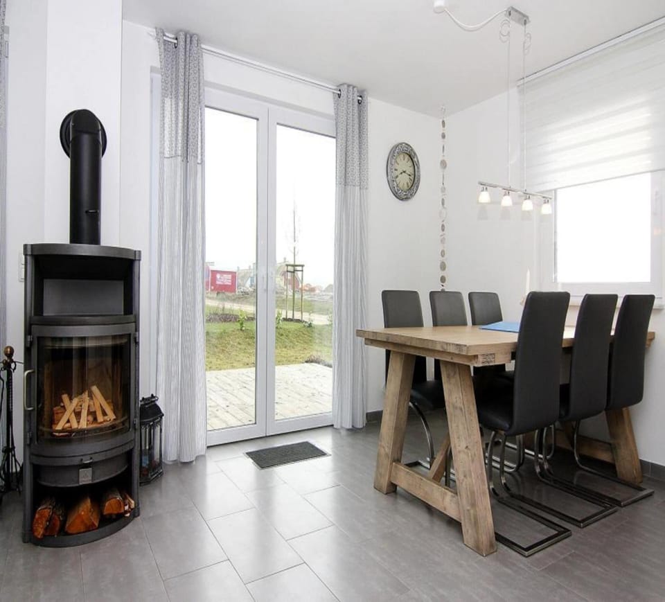 House | Dining