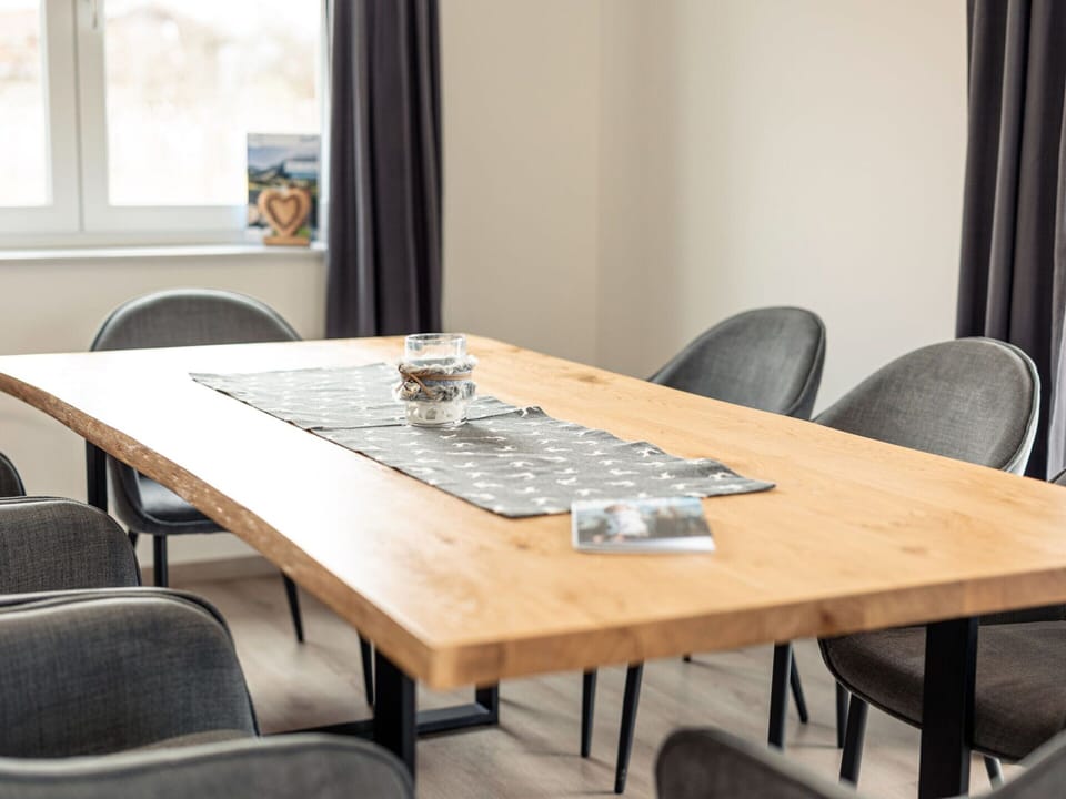 Chalet | Dining