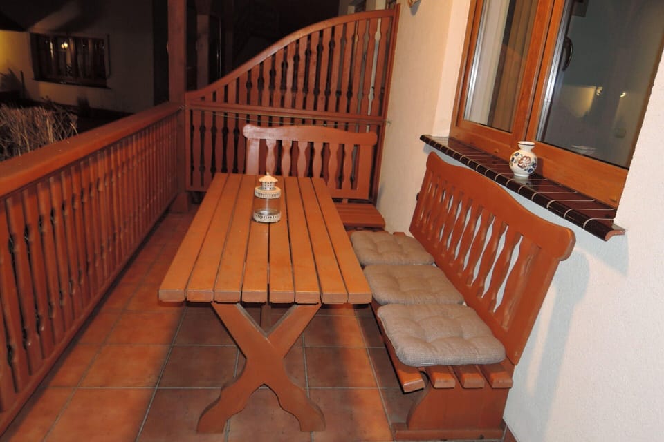 House | Balcony