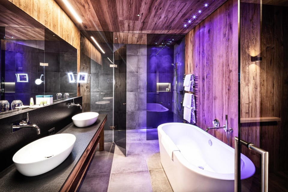 Apartment in Kaltenbach With Ski-in Access Apartment in Tyrol