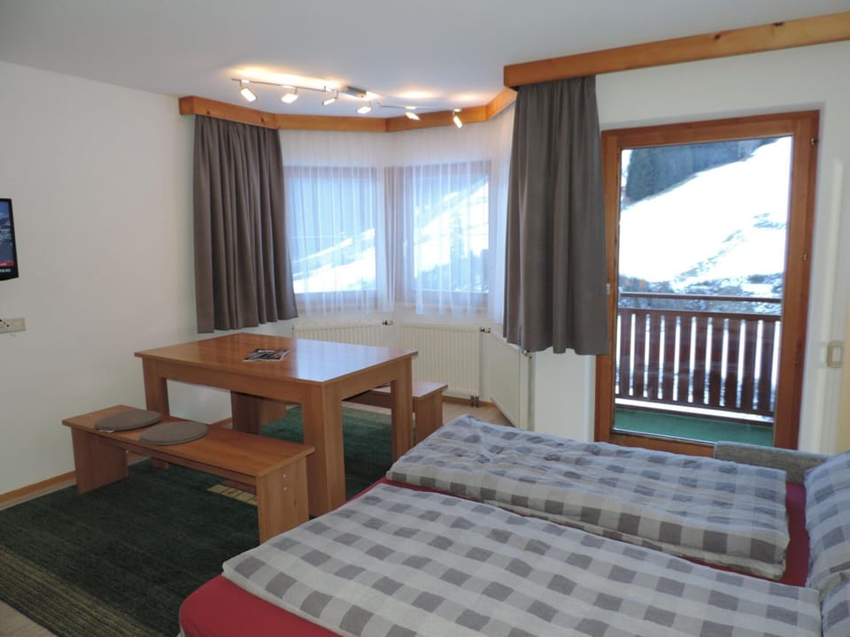 Apartment | 2 bedrooms, bed sheets