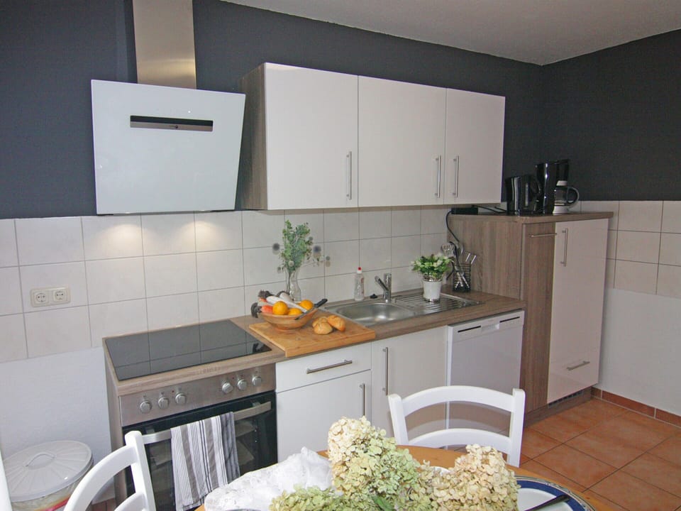 Apartment | Private kitchen | Electric kettle, toaster, highchair