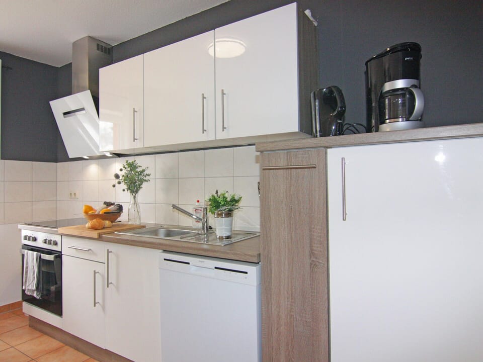 Apartment | Private kitchen | Electric kettle, toaster, highchair