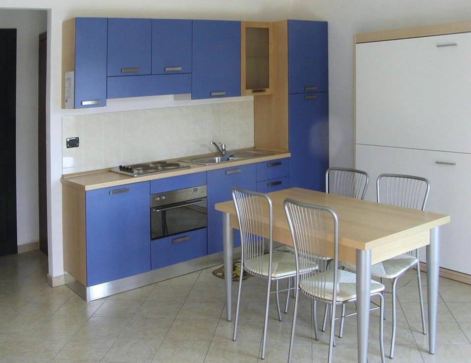 Apartment | Dining