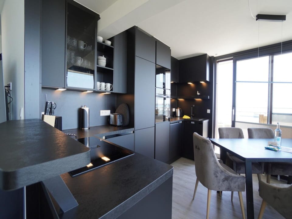Apartment | Dining