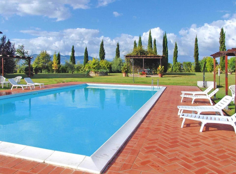 Apartment | Pool | Outdoor pool