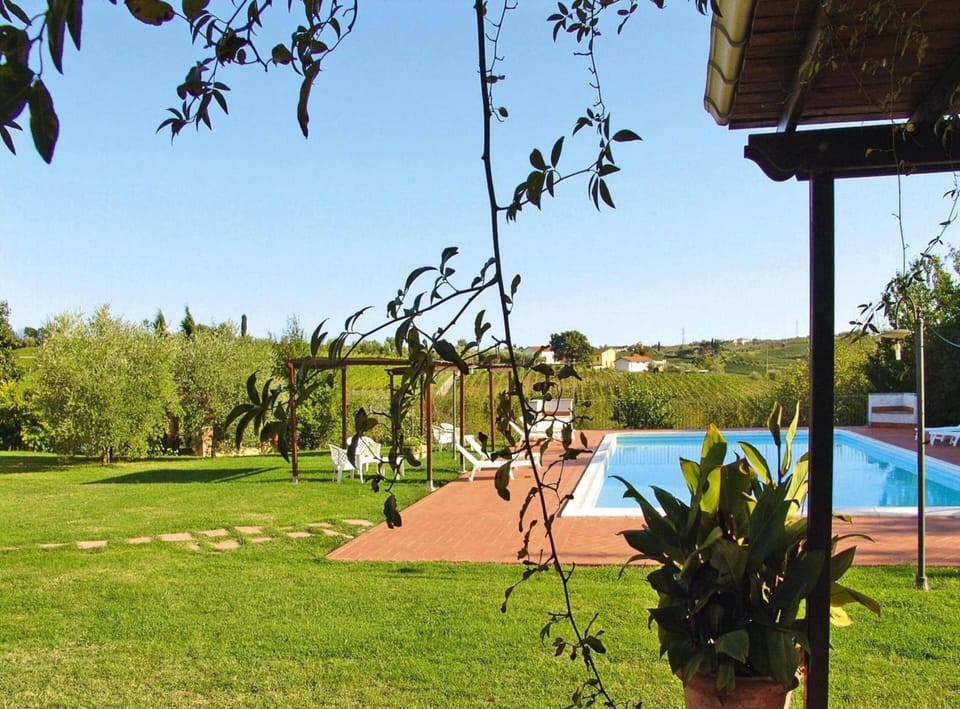 Apartment | Pool | Outdoor pool
