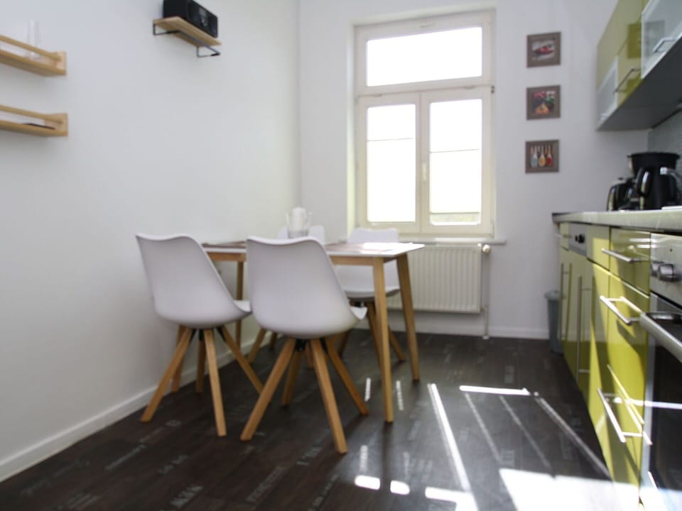 Apartment | Dining