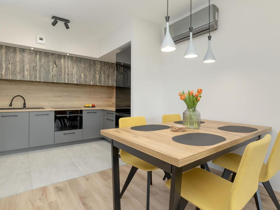 Apartment | Private kitchen | Highchair