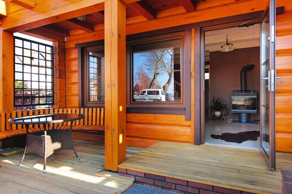 House | Balcony