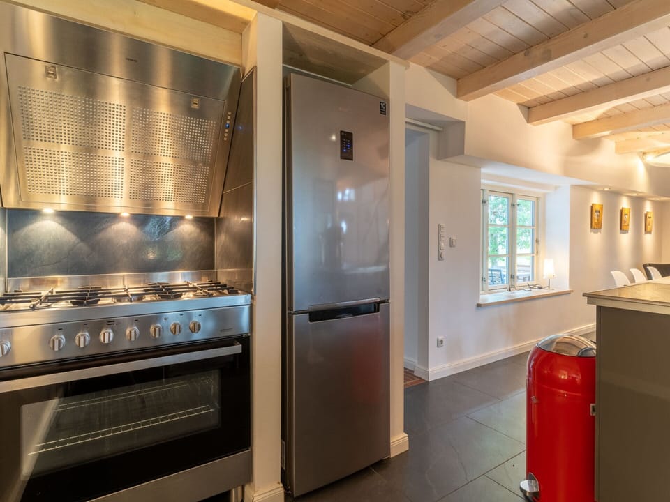 House | Private kitchen | Electric kettle, toaster