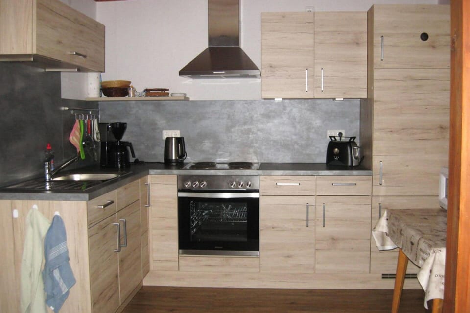 House | Private kitchen | Electric kettle, toaster