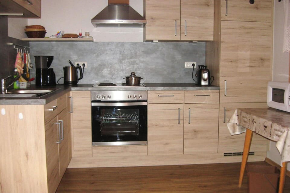 House | Private kitchen | Electric kettle, toaster