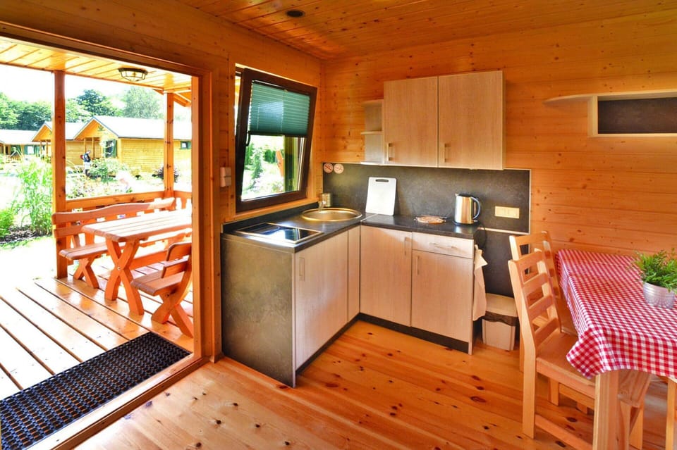 House | Private kitchen | Electric kettle, toaster, highchair