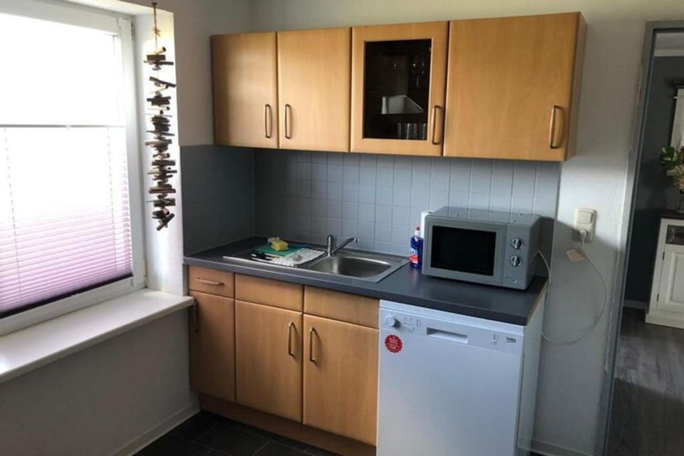 House | Private kitchen | Electric kettle, toaster, highchair