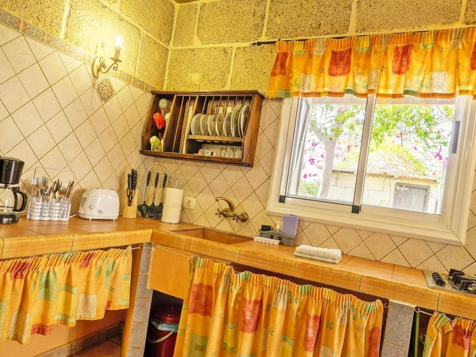 House | Private kitchen | Highchair