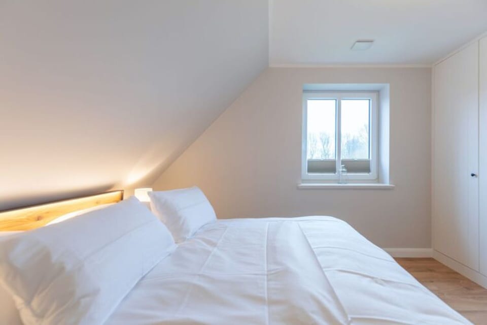 House | 2 bedrooms, individually furnished