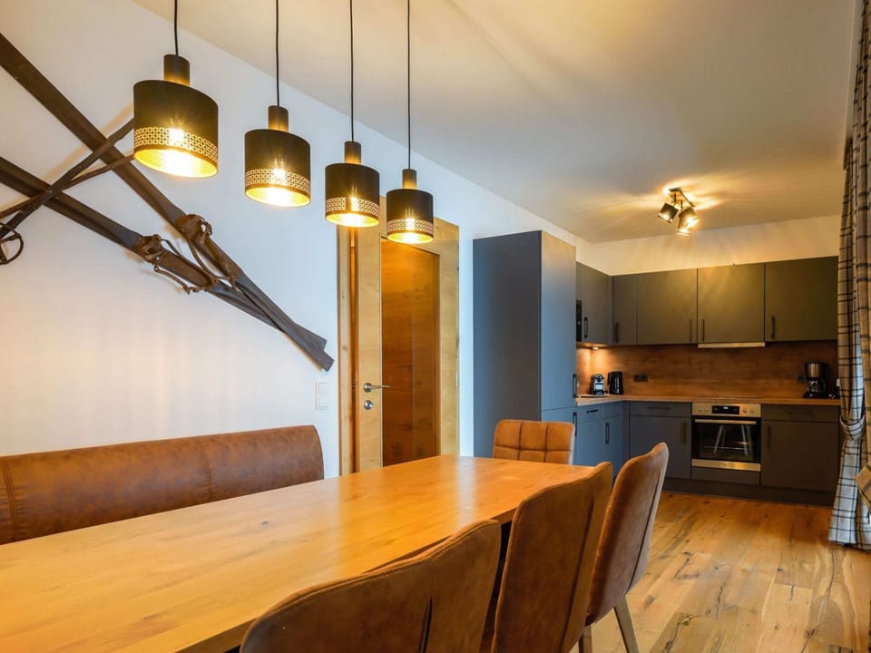 Apartment | Dining