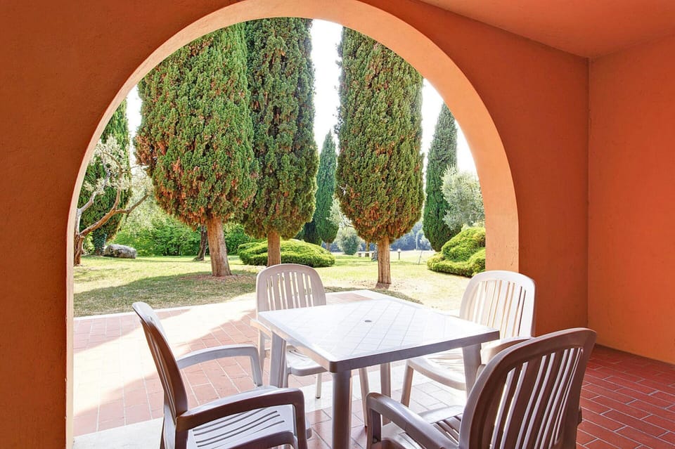 Apartment | Dining