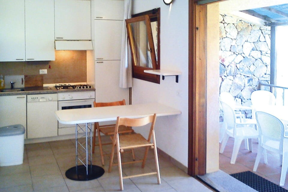 Apartment | Private kitchen | Highchair