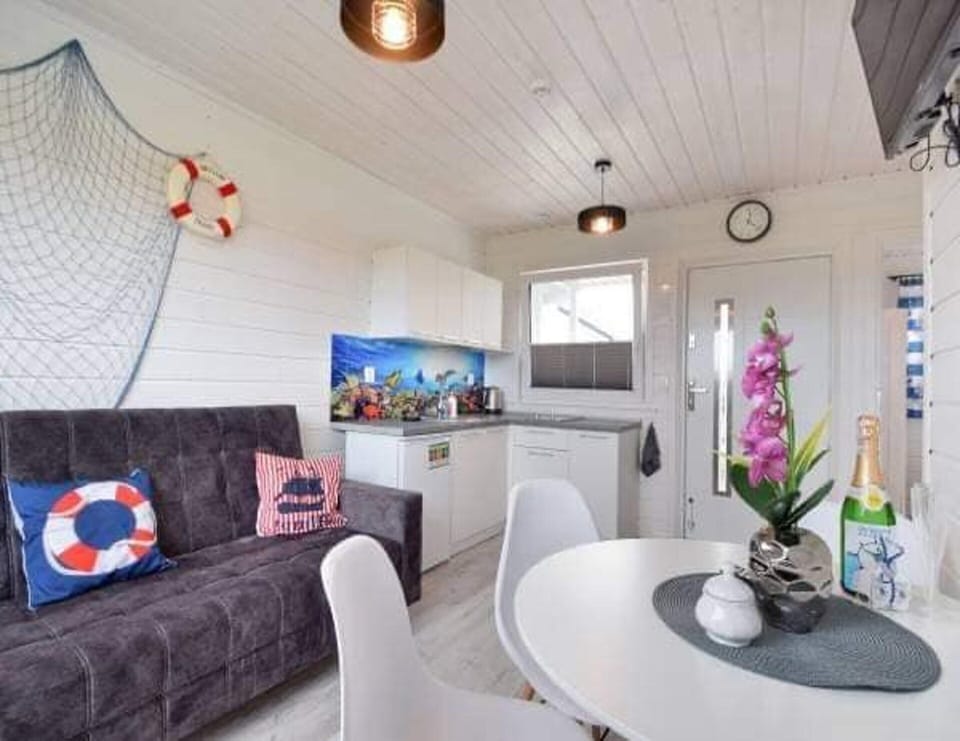 House | Dining