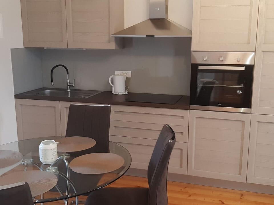 Apartment | Private kitchen