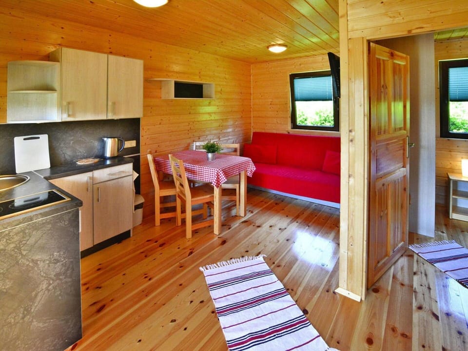 House | Private kitchen | Electric kettle, toaster, highchair