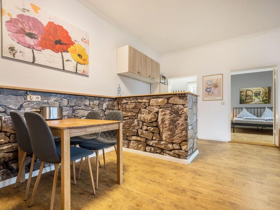 Apartment | Dining