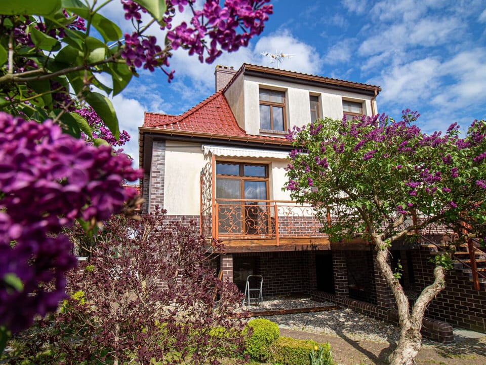 House | Exterior