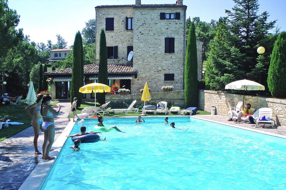 Apartment | Pool | Outdoor pool